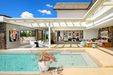 Premium Villa Golf View tropical gem, 4 bedrooms in Mont Choisy R6007 for sale For Super Rich
