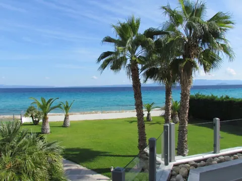 Premium Villa Beach Front Sea View, 7 bedrooms in Halkidiki buy for sale For Super Rich Premium Villa Beach Front Sea View, 7 bedrooms in Halkidiki buy for sale For Super Rich