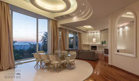 Luxury House Vaste garden of 1000 sqm Nice swimming pool, 6 bedrooms in Athens deal for sale For Super Rich