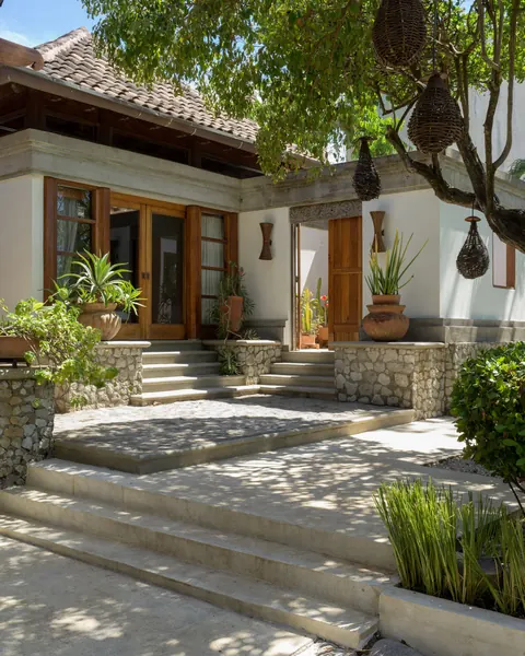 Luxury Villa Serena Beachfront, 5 bedrooms in Tamarindo real estate for sale For Super Rich