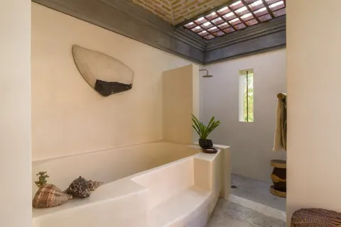 Luxury Villa Serena Beachfront, 5 bedrooms in Tamarindo ultra luxury for sale For Super Rich