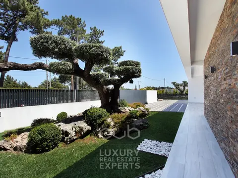 Design Villa MALDIVAS views of the garden and pool, 4 bedrooms in Verdizela CUB_780 for sale For Super Rich