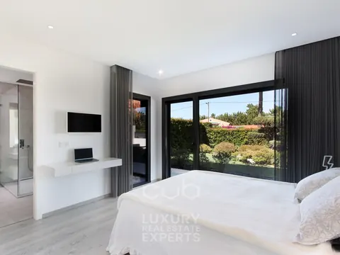 Design Villa MALDIVAS views of the garden and pool, 4 bedrooms in Verdizela ads for sale For Super Rich