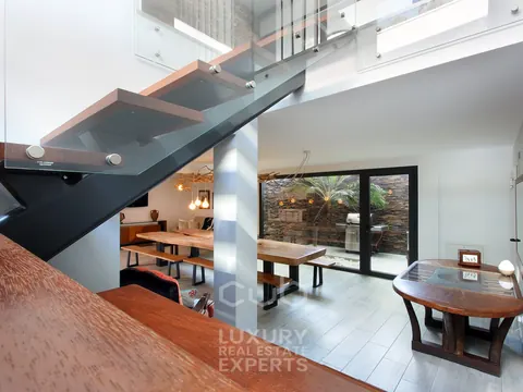 Design Villa MALDIVAS views of the garden and pool, 4 bedrooms in Verdizela properties for sale For Super Rich