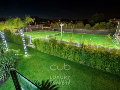 Modern House PALM TREE football field, heated outdoor pool & home cinema, 5 +2 bedrooms in Verdizela price for sale For Super Rich