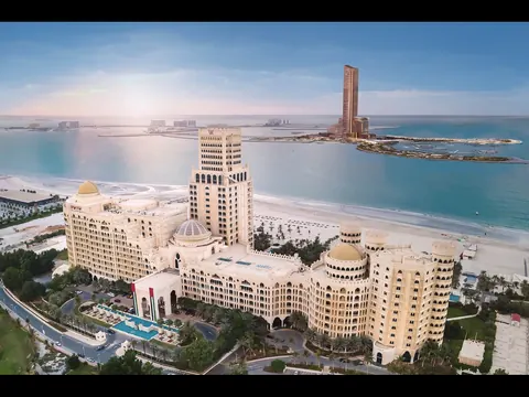 Luxury Penthouse Beach Front Panoramic View, 5 bedrooms in Ras Al Khaimah