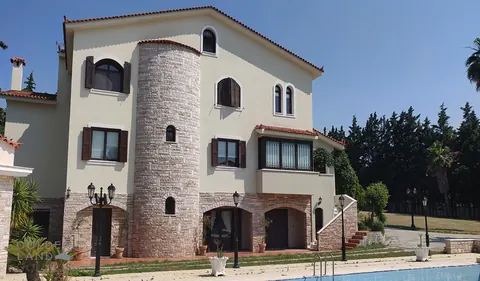 Country Villa one-of-a-kind mesmerizing garden, 5/6  bedrooms in Athens property for sale For Super Rich