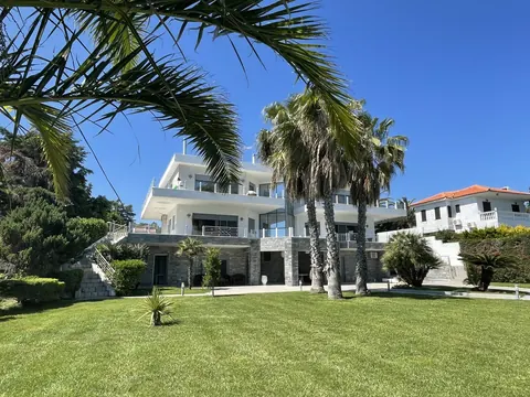 Premium Villa Beach Front Sea View, 7 bedrooms in Halkidiki
