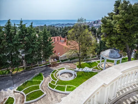 Neoclassical Villa Panoramic View, 5 bedrooms in Thessaloniki properties for sale For Super Rich Neoclassical Villa Panoramic View, 5 bedrooms in Thessaloniki properties for sale For Super Rich