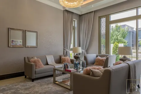 Luxury Villa Beach Front stunning views across the golf course and the Burj Khalifa, 7 bedrooms in Hills Grove - Dubai buy for sale For Super Rich