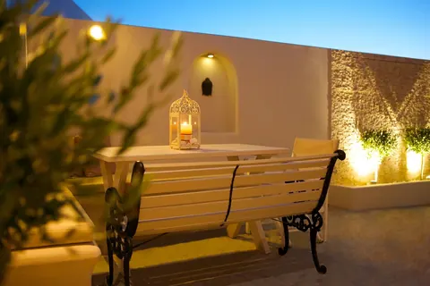 Luxury Villa Panoramic view of Caldera and the Aegean Sea 70m2 terrace with Jacuzzi, 3 bedrooms in Santorini buy for sale For Super Rich