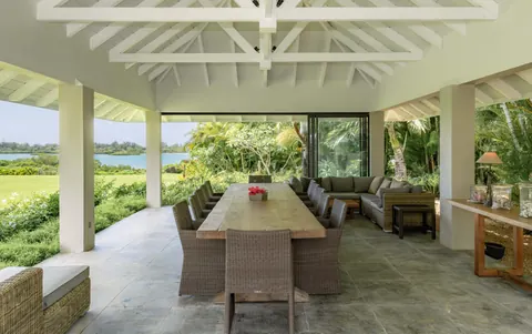 Luxury Villa Golf View signature 16th, 17th and 18th holes, 6 bedrooms in Beau Champ New for sale For Super Rich Luxury Villa Golf View signature 16th, 17th and 18th holes, 6 bedrooms in Beau Champ New for sale For Super Rich