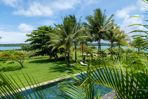 Luxury Villa Golf View signature 16th, 17th and 18th holes, 6 bedrooms in Beau Champ property for sale For Super Rich Luxury Villa Golf View signature 16th, 17th and 18th holes, 6 bedrooms in Beau Champ property for sale For Super Rich