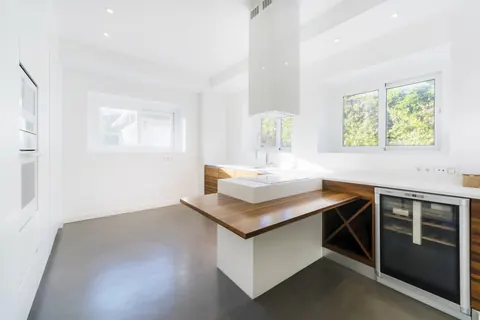 Premium House Swimming pool SPA, gym, 7 bedrooms in Lisbon search for sale For Super Rich