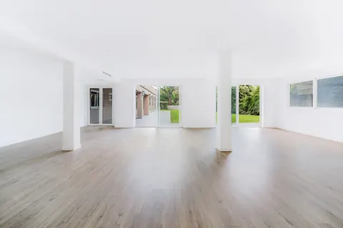 Premium House Swimming pool SPA, gym, 7 bedrooms in Lisbon real estate for sale For Super Rich