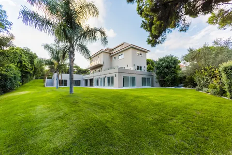 Premium House Swimming pool SPA, gym, 7 bedrooms in Lisbon Used for sale For Super Rich
