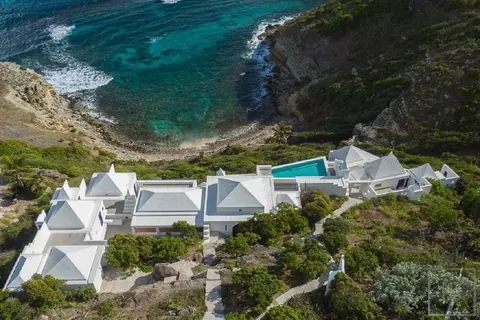 Luxury Villa Los Leones ONE-OF-A-KIND, 4 bedrooms in Pointe Milou - St Barth