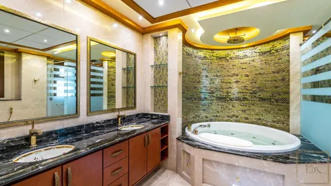 Contemporary Villa Marvelous views of Montgomerie golf course Sector L, 12 bedrooms in Emirates Hills - Dubai photos for sale For Super Rich