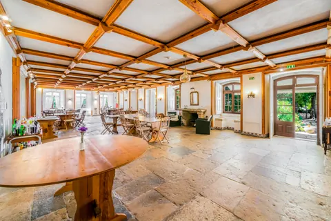 Century Ranch/Farm Built in the 15th century Valley Views, 7 bedrooms in Setubal value for sale For Super Rich