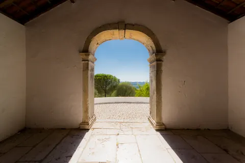 Century Ranch/Farm Built in the 15th century Valley Views, 7 bedrooms in Setubal photo for sale For Super Rich