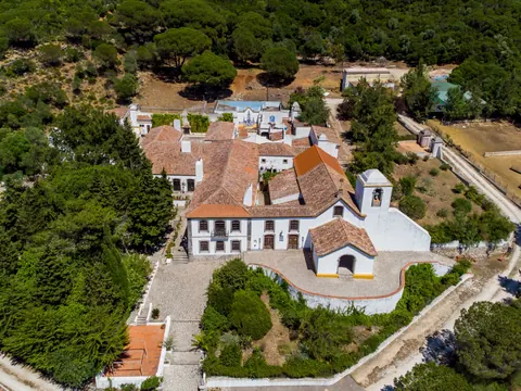 Century Ranch/Farm Built in the 15th century Valley Views, 7 bedrooms in Setubal