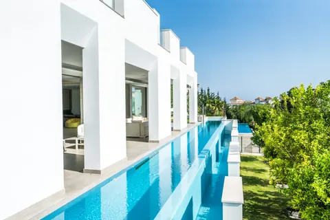 Luxury Villa James Bond Style Infinity-pool with cascade and water features, 11 bedrooms in Marbella available for sale For Super Rich