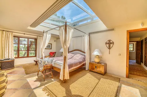 Luxury Villa Beach Front Panoramic View, 5 bedrooms in Santa Margarita - Mallorca value for sale For Super Rich
