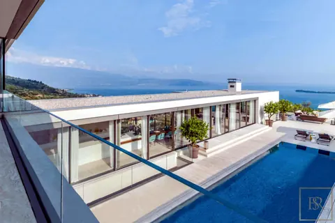 Modern Villa 5 Star Services Panoramic hill lake views, 5 bedrooms in Lake Garda ID-SP-O for sale For Super Rich