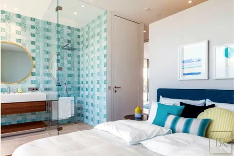 Modern Villa 5 Star Services Panoramic hill lake views, 5 bedrooms in Lake Garda photo for sale For Super Rich