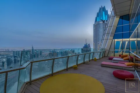 Luxury Penthouse Marina 23 Tower 360-degree views, 5 bedrooms in Dubai real estate for sale For Super Rich
