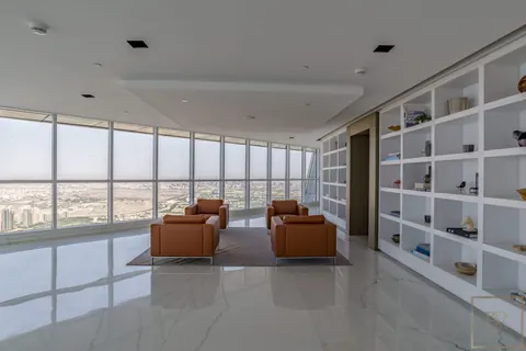 Luxury Penthouse Marina 23 Tower 360-degree views, 5 bedrooms in Dubai buy for sale For Super Rich