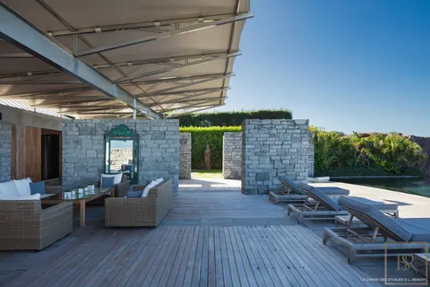 Luxury Villa Danse des Etoiles sunrise and sunset views, 5 bedrooms in St Barth Used for sale For Super Rich