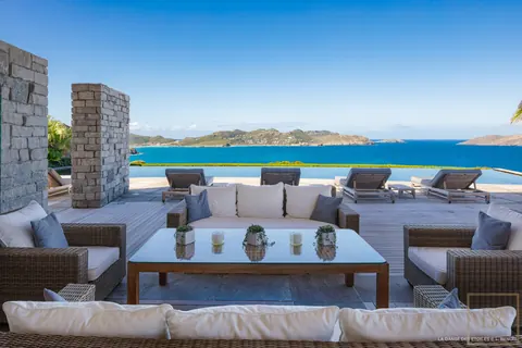 Luxury Villa Danse des Etoiles sunrise and sunset views, 5 bedrooms in St Barth available for sale For Super Rich