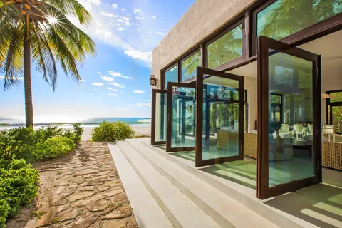 Luxury Villa Beach Front, 23 bedrooms in San Juan del Sur buy for sale For Super Rich