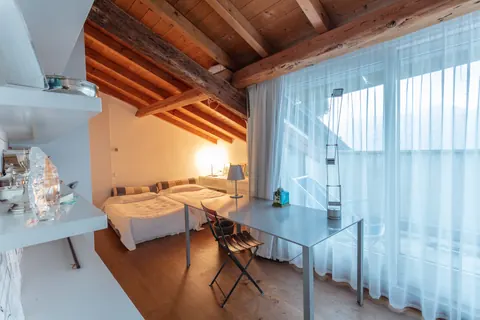 Century Villa Lake View Built 1900, 9 bedrooms in Lake Maggiore Classified ads for sale For Super Rich
