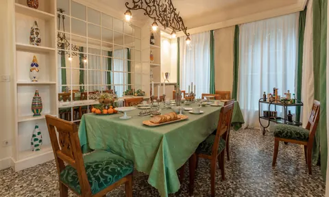 Century Villa Lake View Built 1900, 9 bedrooms in Lake Maggiore top for sale For Super Rich