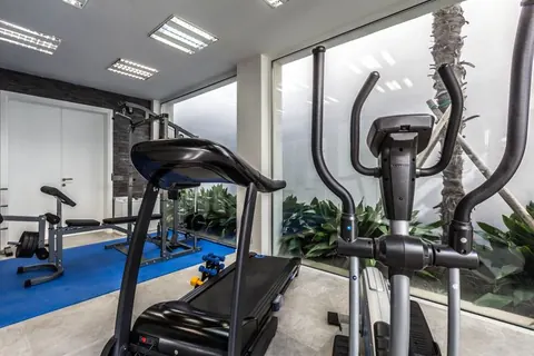 Premium Villa Sea View Large swimming pool, Gym, cinema room, 5 bedrooms in Madiena real estate for sale For Super Rich