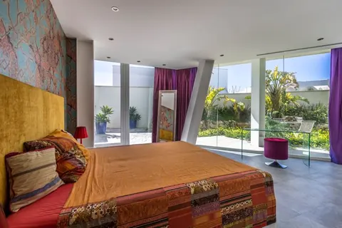 Premium Villa Sea View Large swimming pool, Gym, cinema room, 5 bedrooms in Madiena ultra luxury for sale For Super Rich