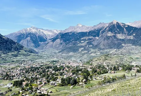 Luxury Castle Panoramic View and Mountain view, 8 bedrooms in Merano South Tyrol exclusive for sale For Super Rich