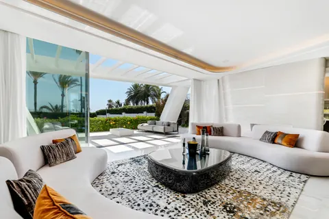 Ultra Modern Front-line Villa Beach Front pool, gym, sauna, bar, 6 bedrooms in Marbella value for sale For Super Rich Ultra Modern Front-line Villa Beach Front pool, gym, sauna, bar, 6 bedrooms in Marbella value for sale For Super Rich