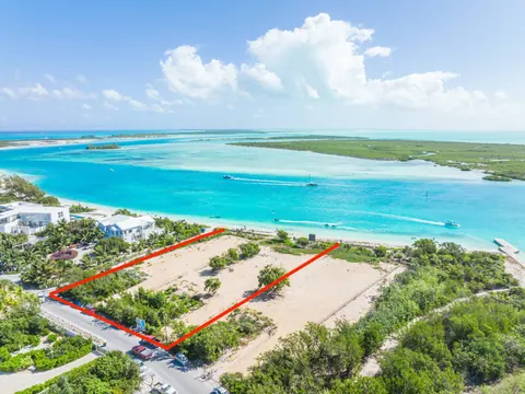 Wilde Land/Plots Beach Front channel view over the Leeward cut, no bedrooms in Providenciales best for sale For Super Rich