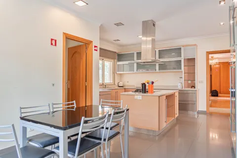 Premium House Golf View, cinema room, gym, 8 bedrooms in Algarve Classified ads for sale For Super Rich