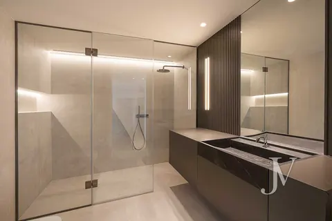 Architectural Villa Panoramic View Swimming pool with Jacuzzi, 6 bedrooms in Madrid price for sale For Super Rich Architectural Villa Panoramic View Swimming pool with Jacuzzi, 6 bedrooms in Madrid price for sale For Super Rich