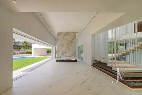 Architectural Villa Panoramic View Swimming pool with Jacuzzi, 6 bedrooms in Madrid value for sale For Super Rich Architectural Villa Panoramic View Swimming pool with Jacuzzi, 6 bedrooms in Madrid value for sale For Super Rich