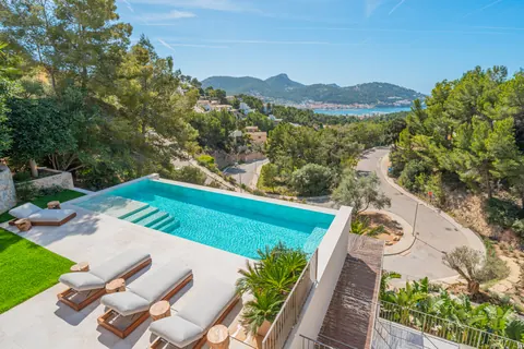 Modern Villa PURA VIDA Sea views, 5 bedrooms in Puerto de Andratx - Mallorca search for sale For Super Rich