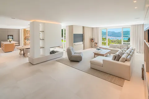 Modern Villa PURA VIDA Sea views, 5 bedrooms in Puerto de Andratx - Mallorca top for sale For Super Rich