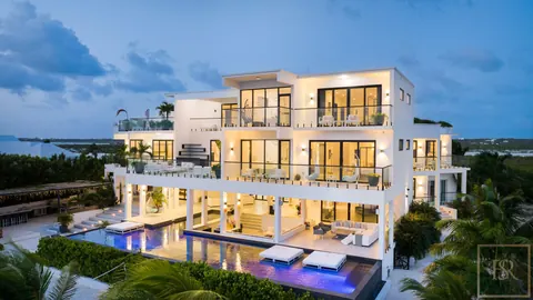 Luxury Villa Waterfront breathtaking 360-degree views, 10 bedrooms in Paradiso Del Mar - Providenciales a0U4U00000EVFc8UAH for sale For Super Rich