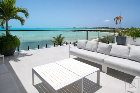 Luxury Villa Waterfront breathtaking 360-degree views, 10 bedrooms in Paradiso Del Mar - Providenciales price for sale For Super Rich