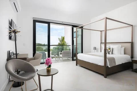 Luxury Villa Waterfront breathtaking 360-degree views, 10 bedrooms in Paradiso Del Mar - Providenciales ultra luxury for sale For Super Rich