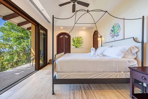 Luxury Villa Panoramic View, 7 bedrooms in Dominical Classified ads for sale For Super Rich